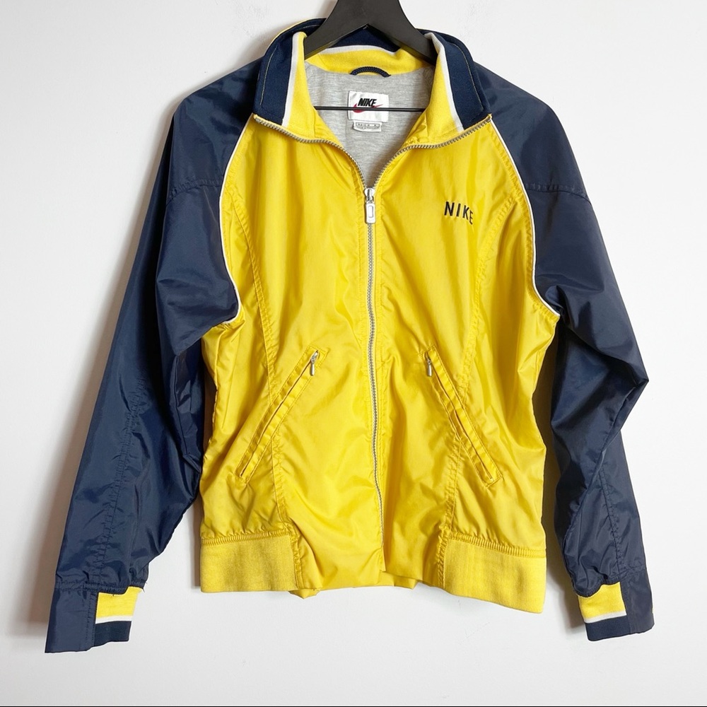 Nike Yellow Blue M( 8-10) Wind Breaker